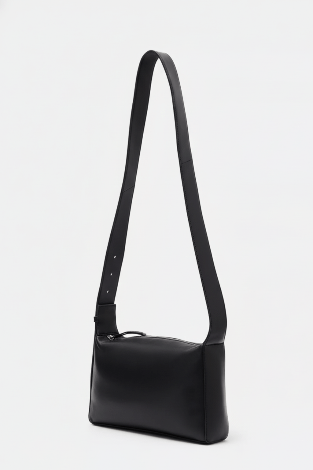 Luna Curve Leather Crossbody - BOB FASHIONBag