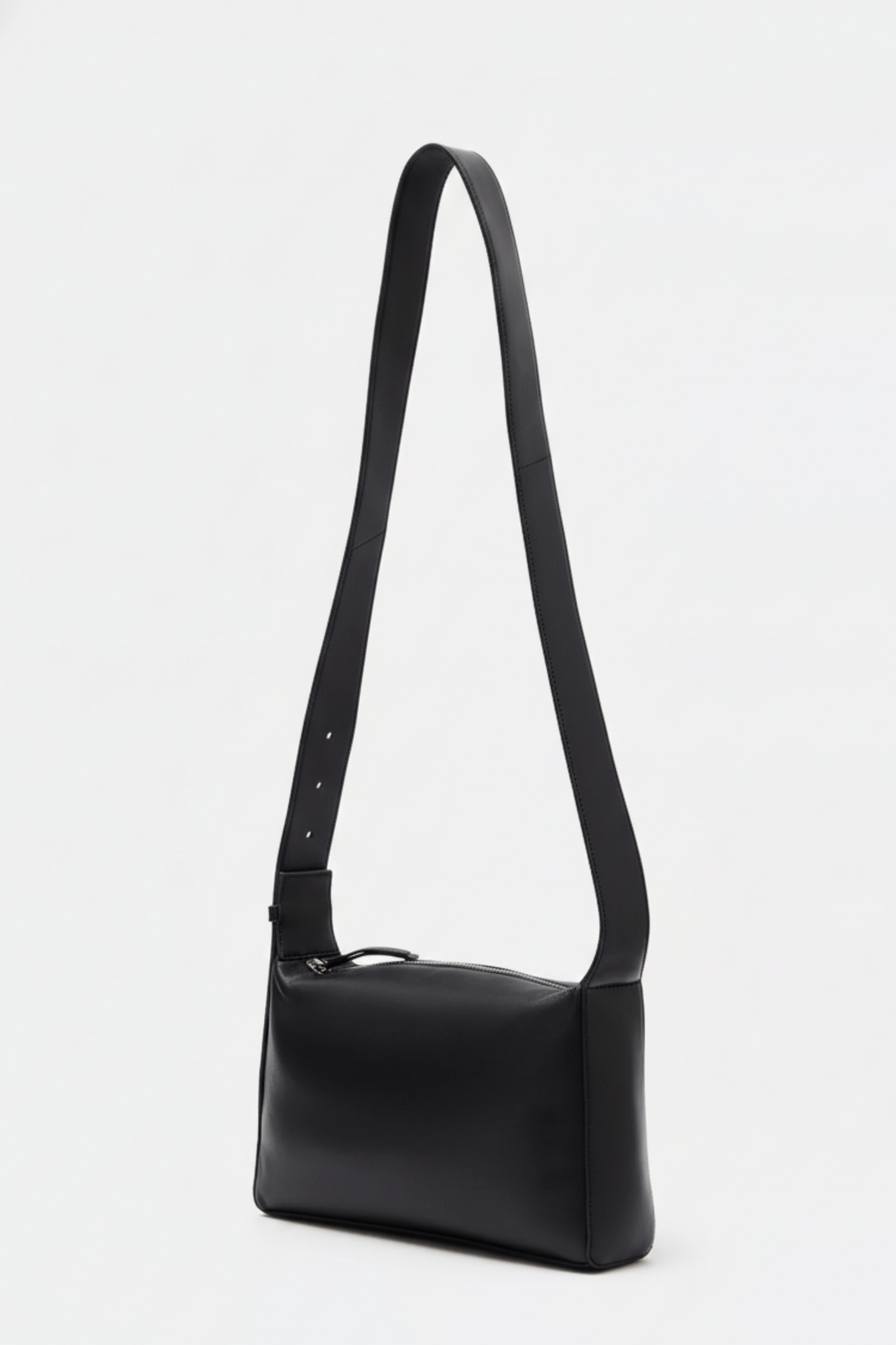 Luna Curve Leather Crossbody - BOB FASHIONBag