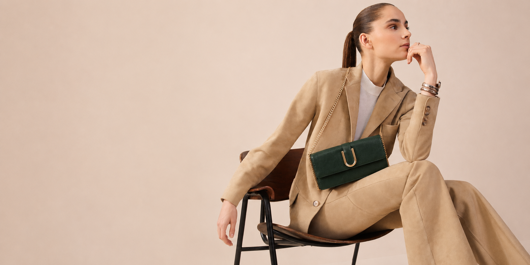 halo clutch bag banner